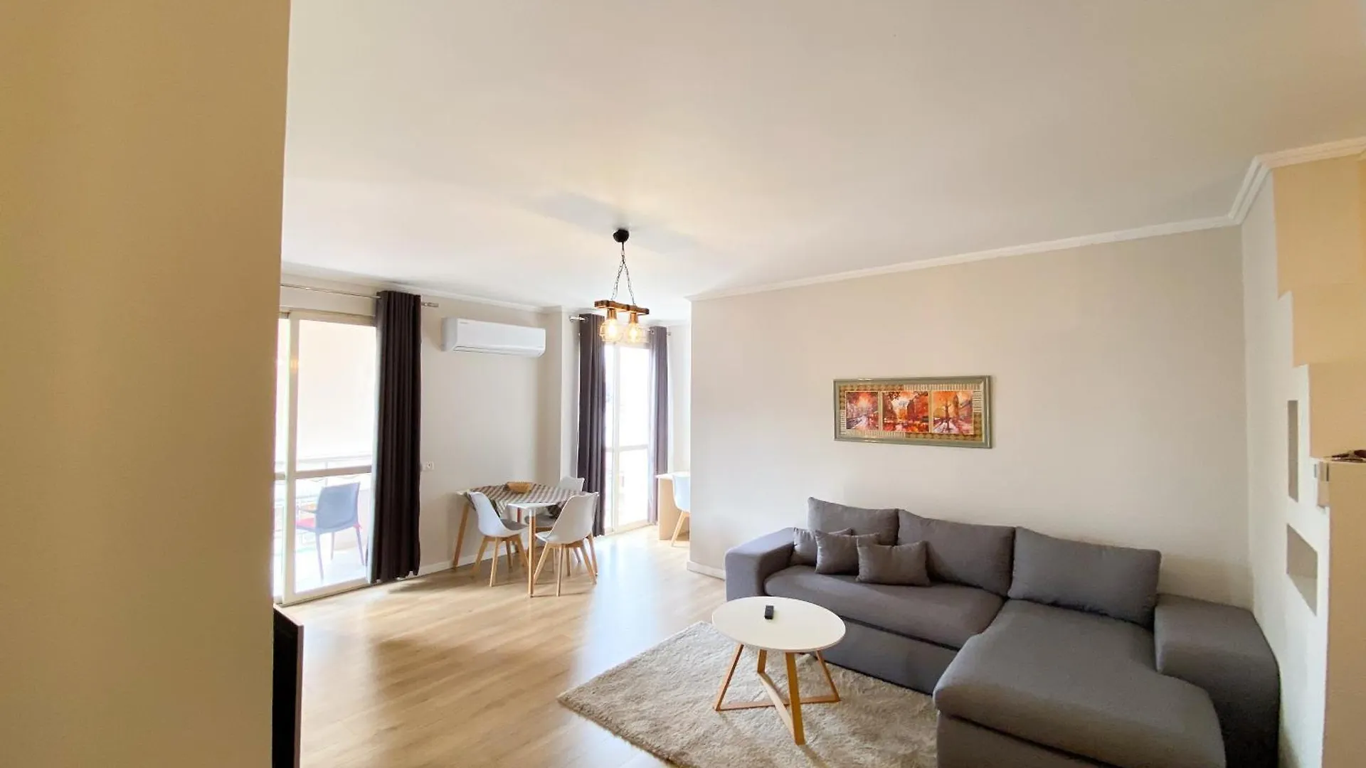 Modern Apartment At New Bazaar, Central Tirana 0*,  Albania