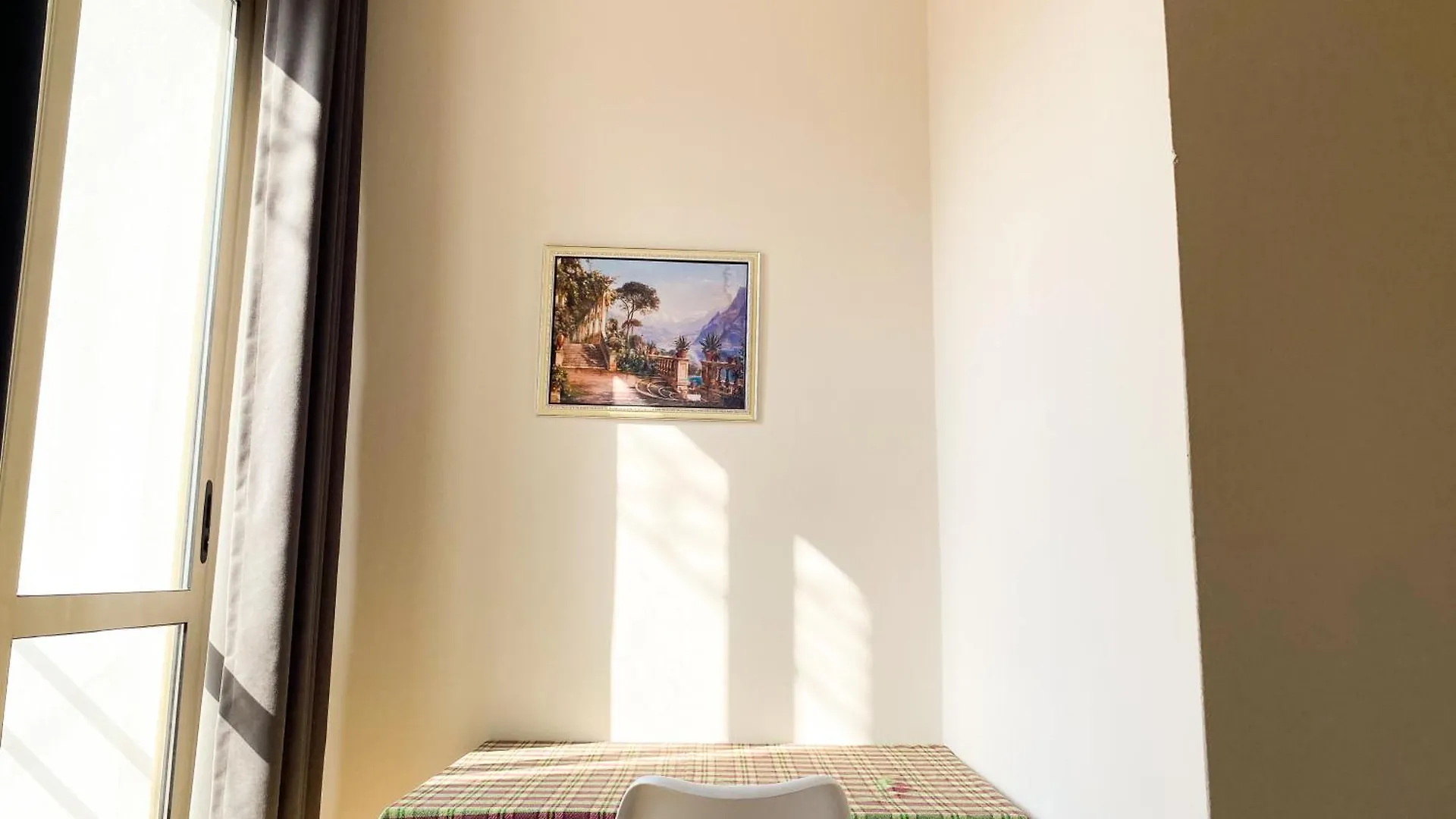 Modern Apartment At New Bazaar, Central Tirana 0*,